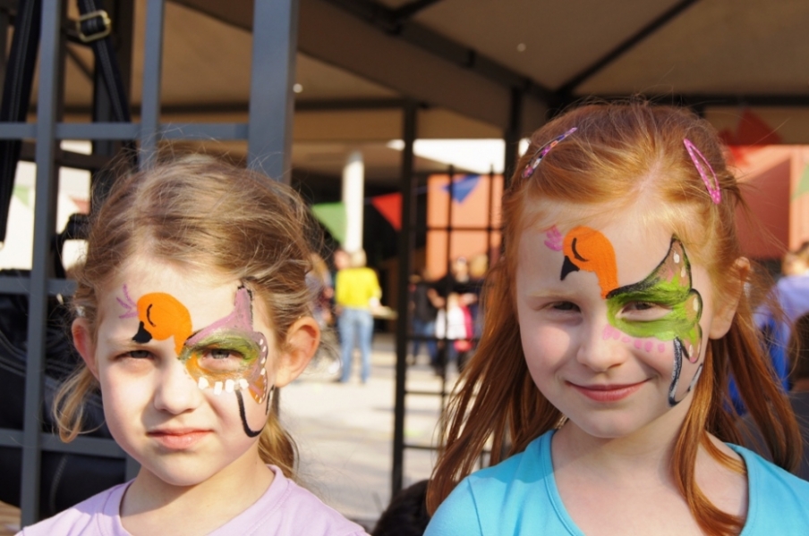 tl_files/dualingo_neu/News 2014 2015/Fruehlingsfest_4.jpg